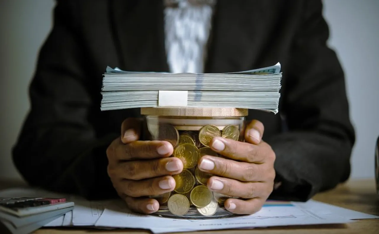 Quản lý nợ là chìa khóa để đạt được tự do tài chính