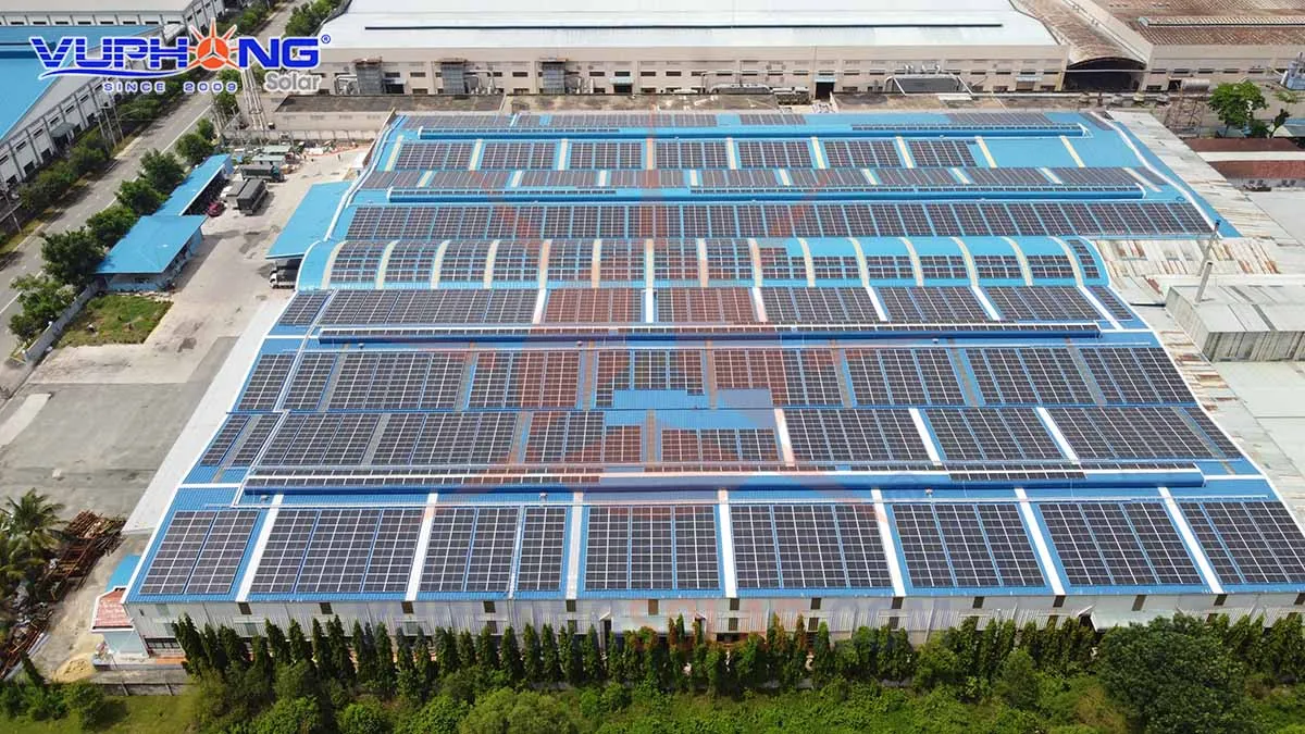 Lắp đặt hệ thống điện mặt trời giúp doanh nghiệp tiết kiệm chi phí điện kinh doanh