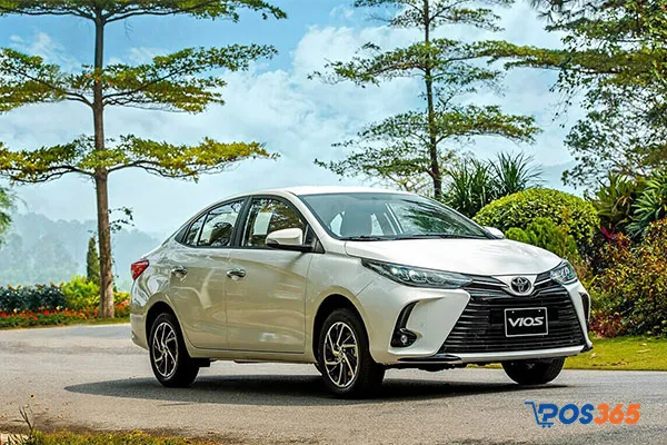 Cách Kinh Doanh Xe Dịch Vụ Hiệu Quả, Tối Ưu Lợi Nhuận Bền Vững Xe chạy dịch vụ 4 chỗ